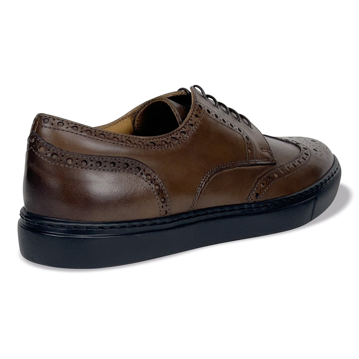 Men's brown wingtip oxford shoes with lace-up and perforated detailing