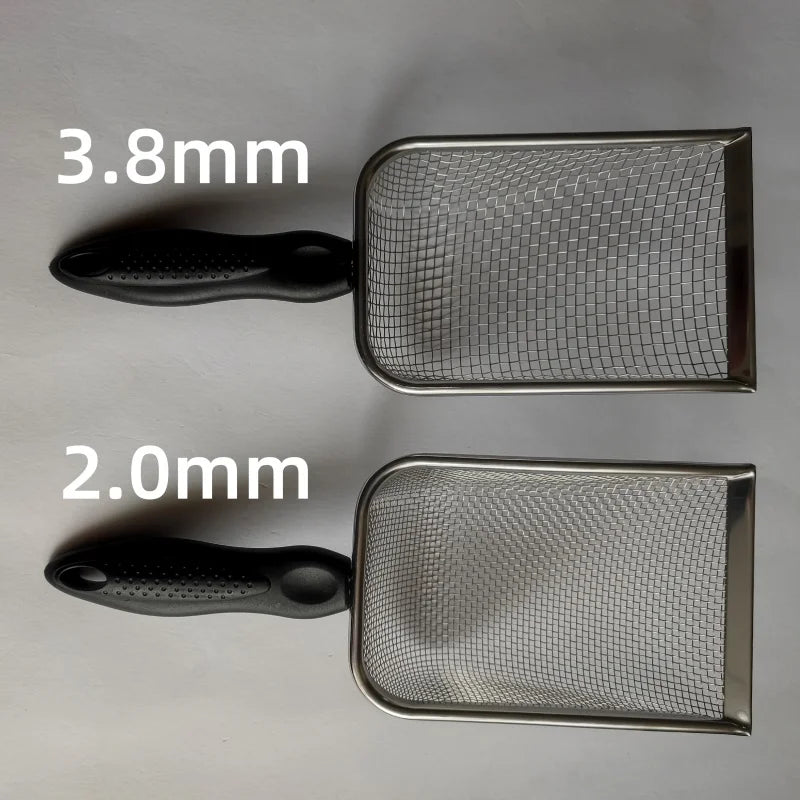 Stainless steel sifting scoops with 3.8mm and 2.0mm mesh, black handles