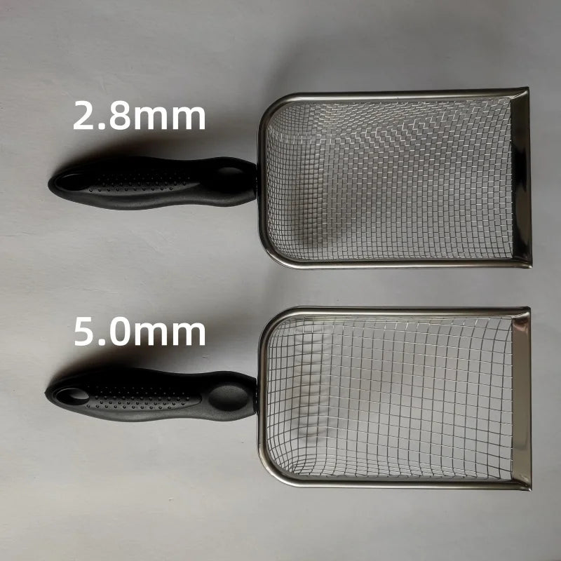 Cat litter sifter set with 2.8mm and 5.0mm mesh trays and black handles