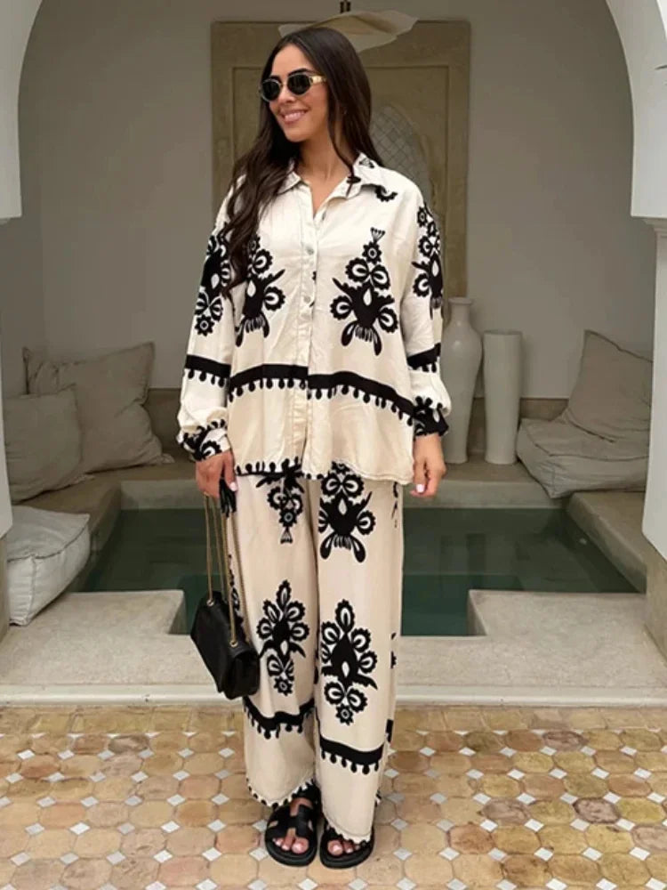 Women's lapel shirt and wide-leg pant set, white with black floral print