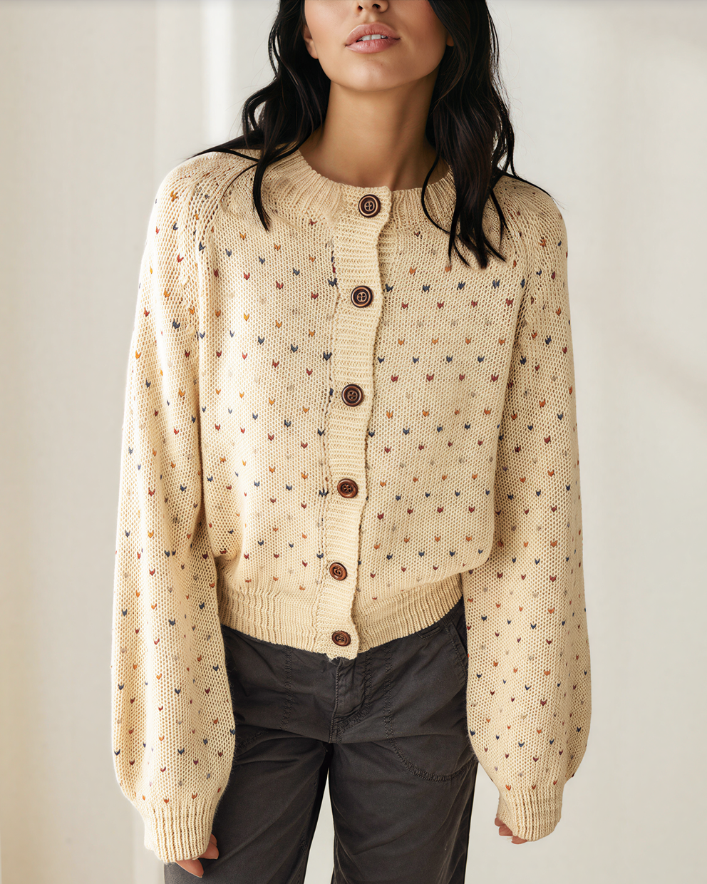 Cream speckled cropped cardigan, button placket and long balloon sleeves