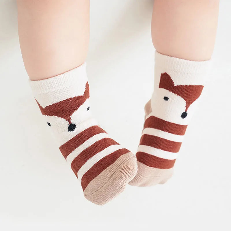 Kids non-slip floor socks with fox face and striped pattern, grippy sole