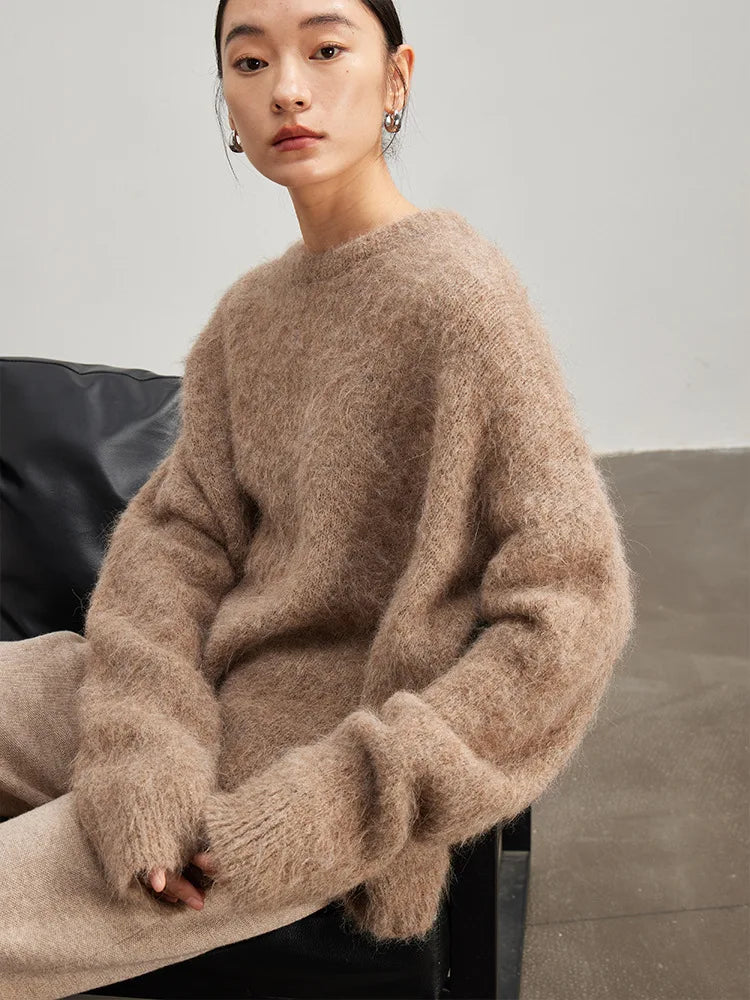 Women’s alpaca pullover sweater in light camel, dropped shoulder, long sleeves, loose fit