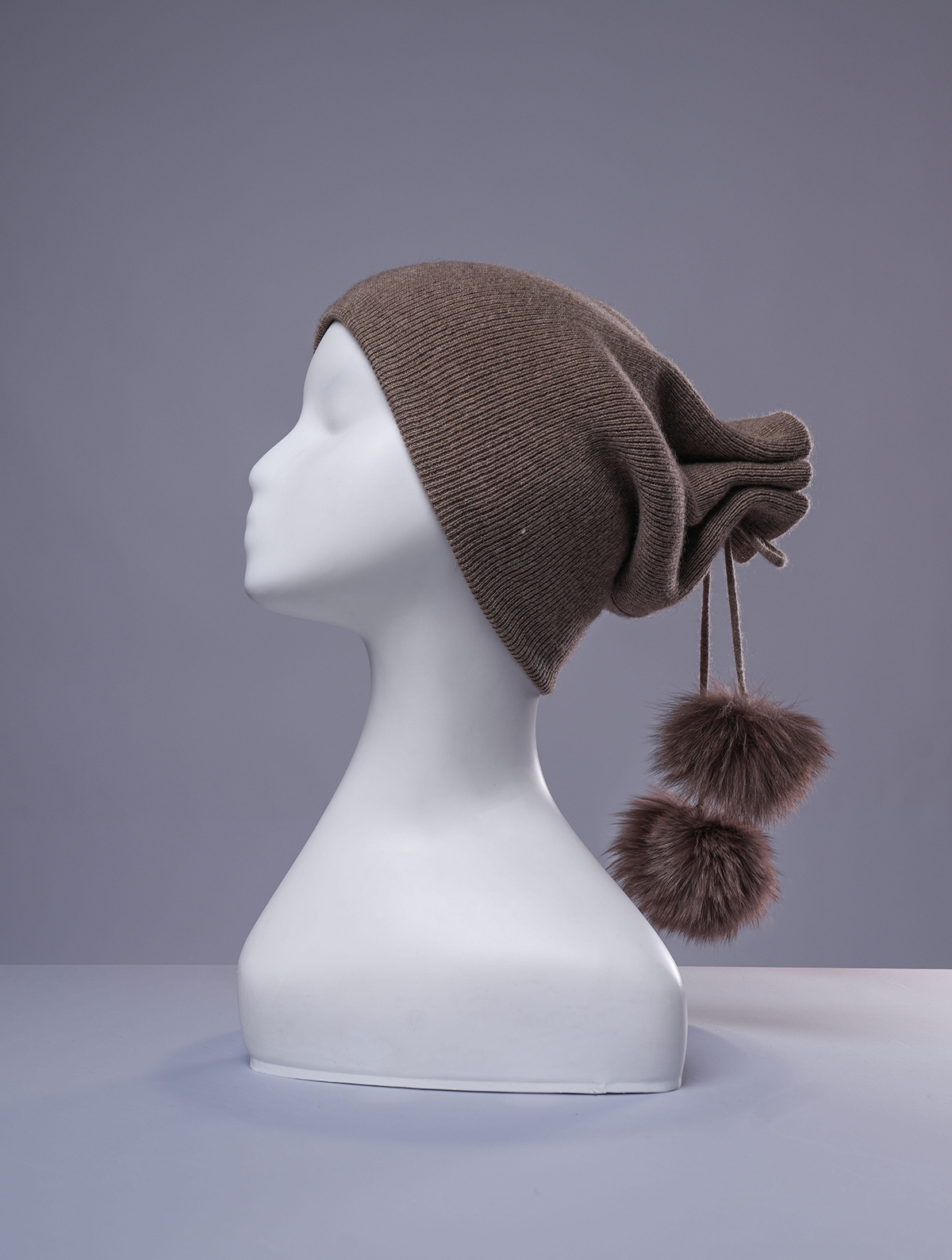 Brown cashmere neck warmer and beanie with hanging fur pom-pom