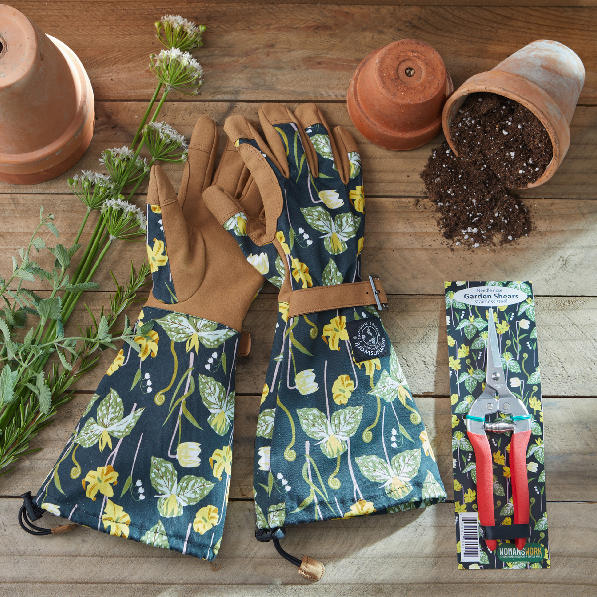 Gardening shears and leaf-print garden gloves set, dark navy with green/yellow pattern