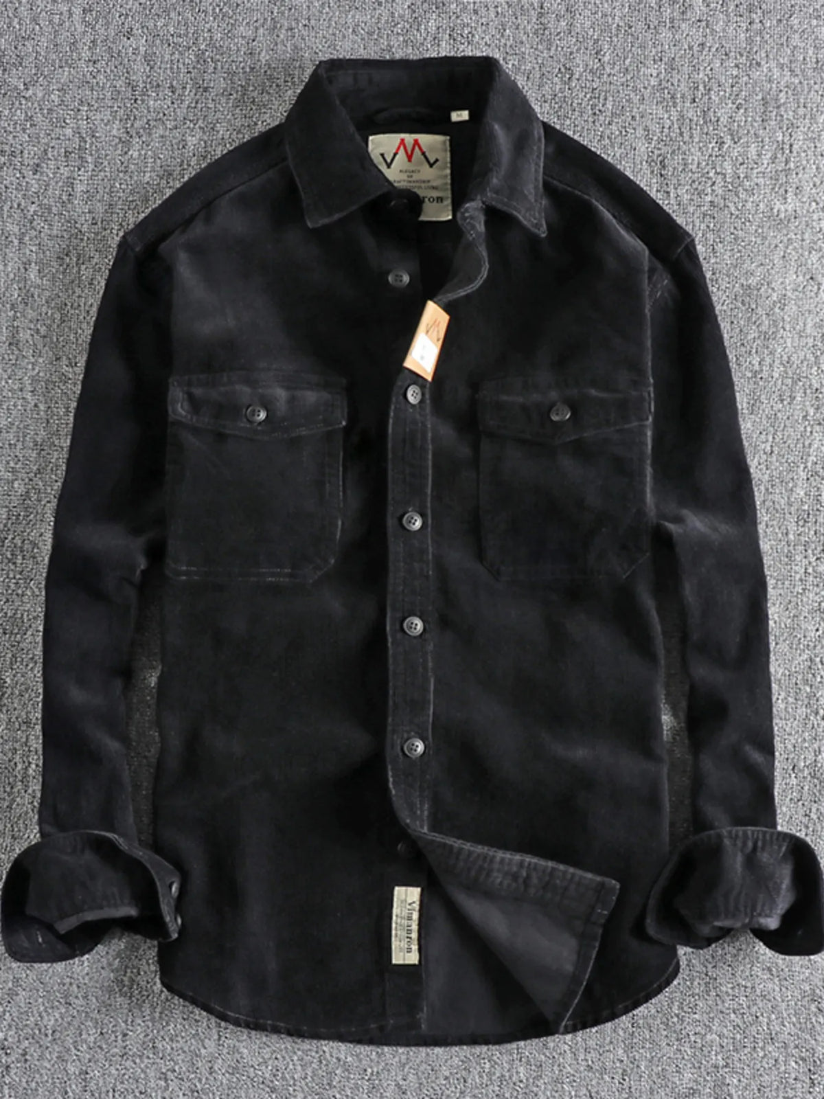 Men’s plus size corduroy long-sleeve button-up shirt, black with two chest pockets