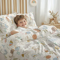 Duvet cover with white background and safari animals plus jungle icons