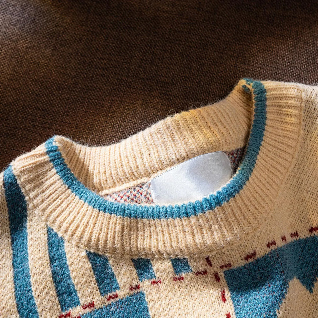 Men's patchwork sweater collar and upper chest in beige with teal trim