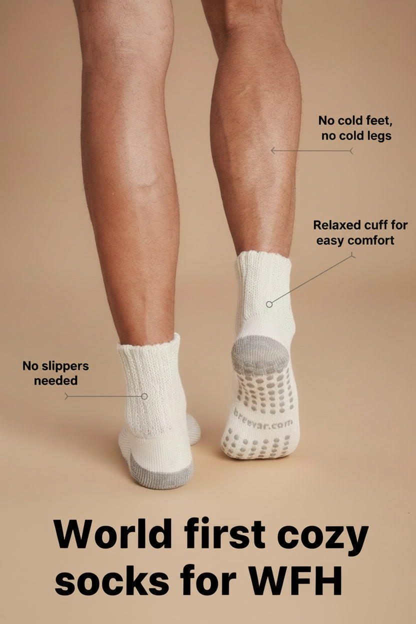 Men's crew socks pair, cushioned foot with non-slip dotted sole