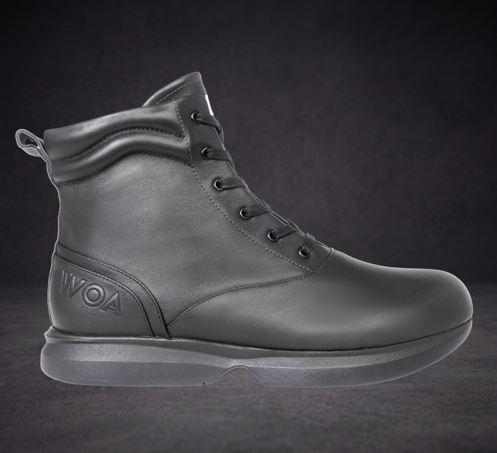 WOA lace-up ankle boot in dark leather with WOA side logo and cushioned collar