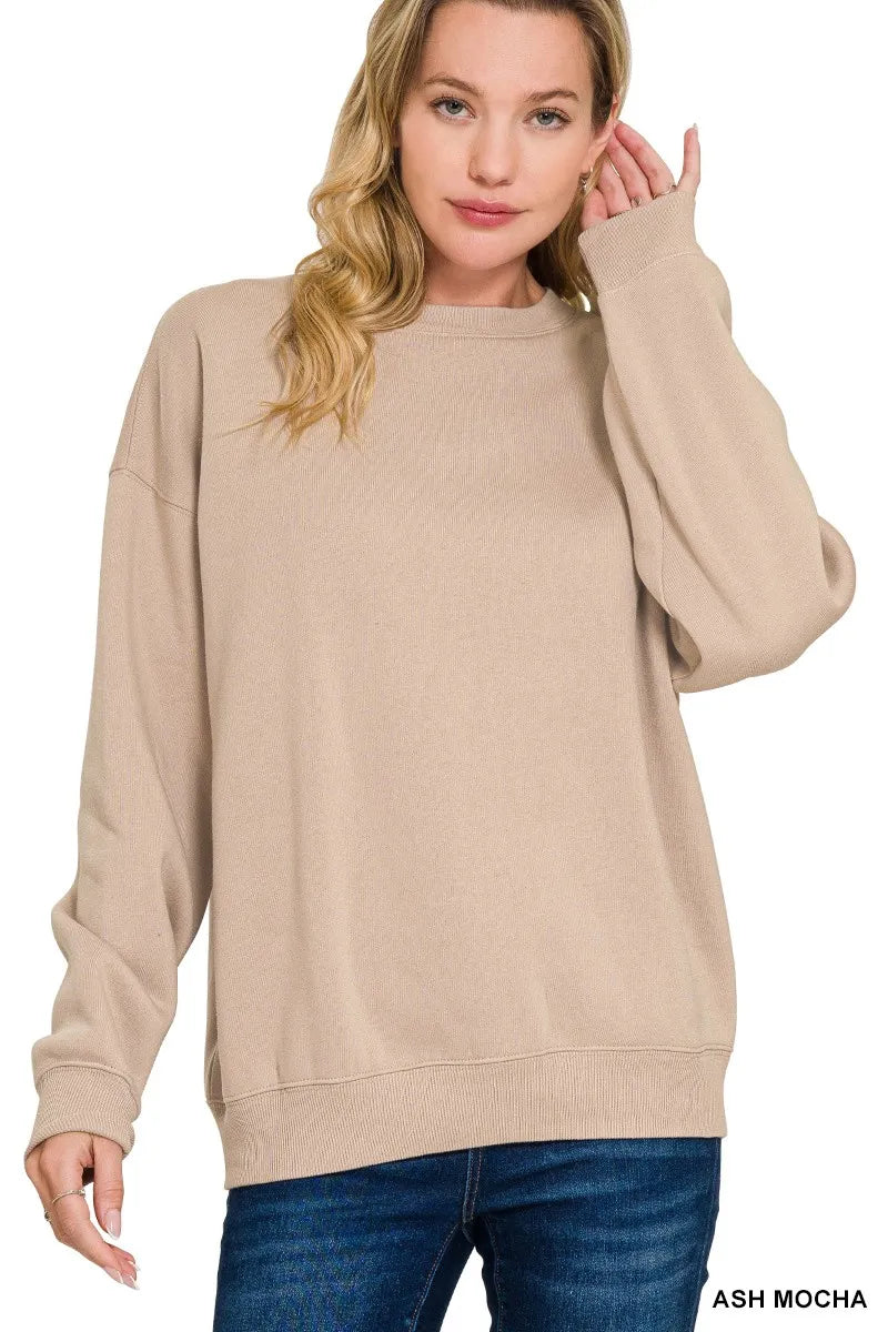 Ash mocha fleece crewneck sweatshirt with long sleeves, relaxed fit