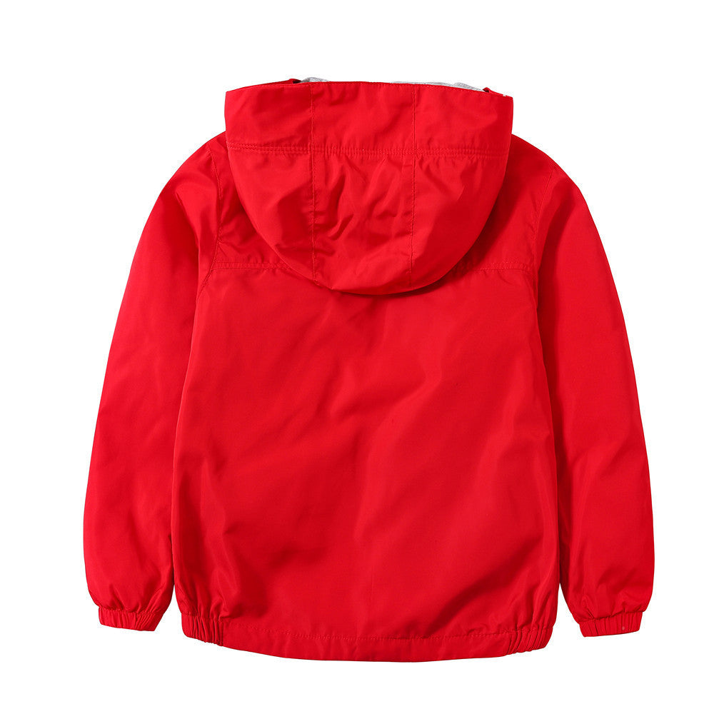 Kids hooded jacket in red with full back hood and elastic cuffs