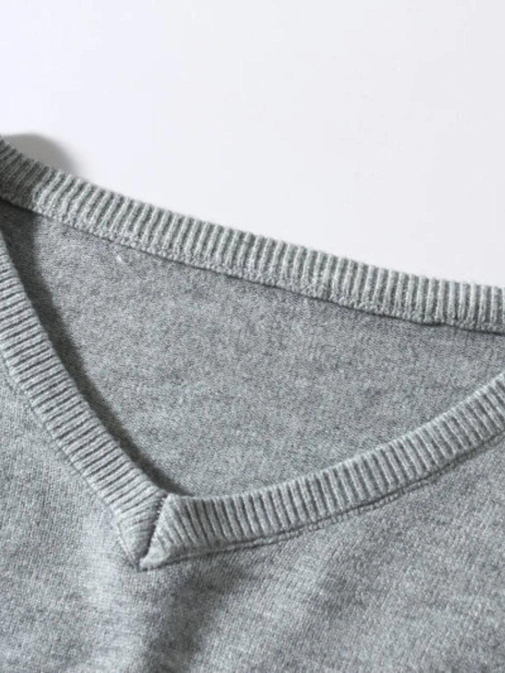 Men's plus size ribbed hem sweater neckline and collar ribbing, heather gray