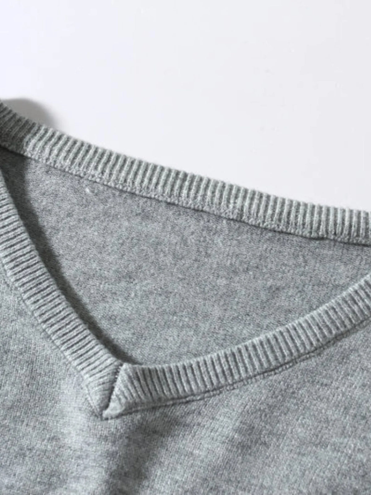 Men's plus size ribbed hem sweater neckline and collar ribbing, heather gray