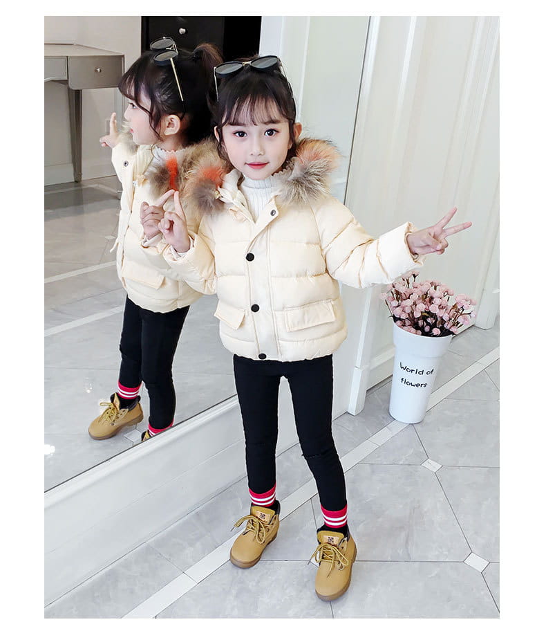 Children's puffer jacket, cream with faux fur hood trim and front snap buttons