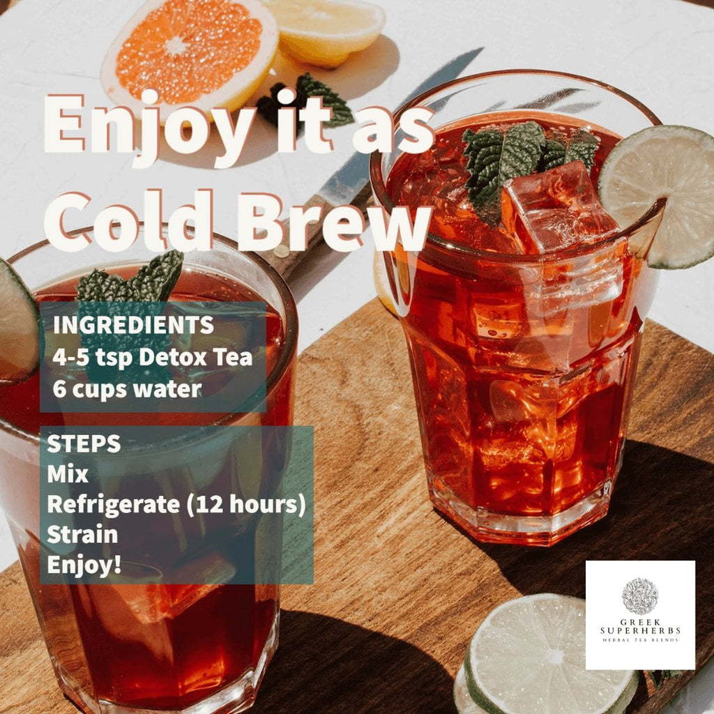 Cold-brew detox tea in glass jars with ice and lemon-lime garnishes