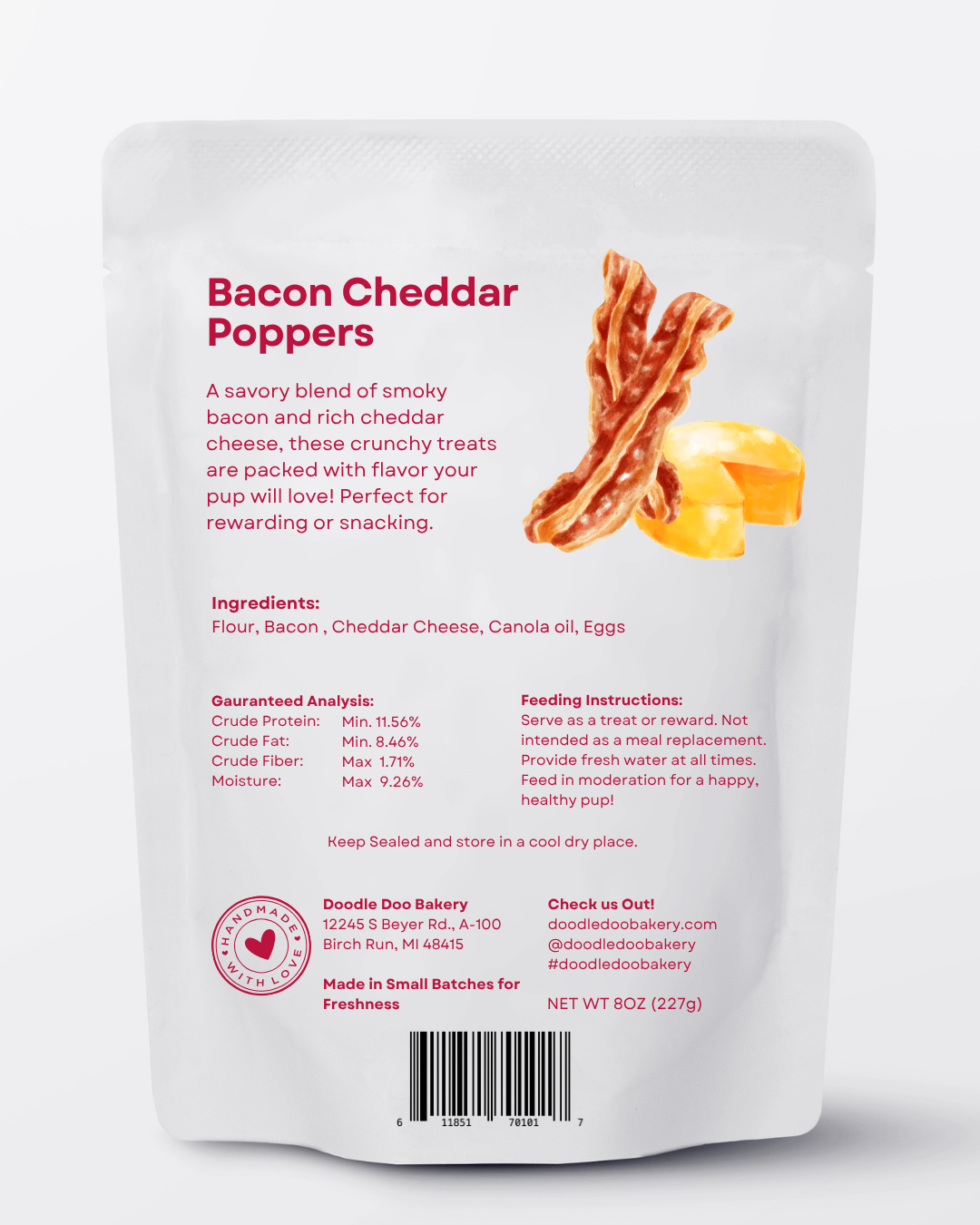 Bacon cheddar poppers dog treat pouch, back panel with bacon strip photo and details