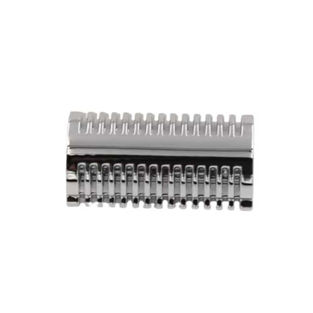 Safety razor head close-up with repeating guard teeth rows on both sides