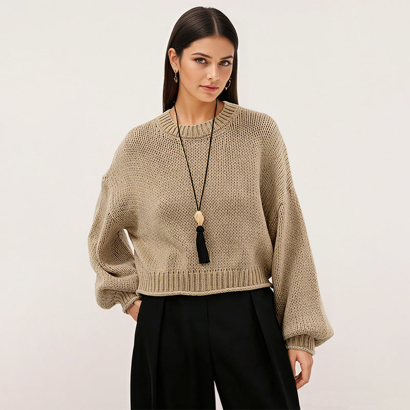 Women’s loose-fit knit sweater, beige, round neck, long sleeves, ribbed hem and cuffs