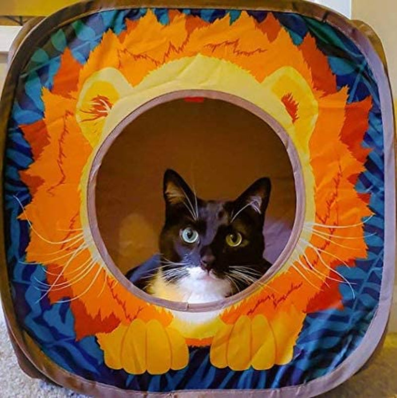 Lion-print cat cube with a circular entrance and a cat inside
