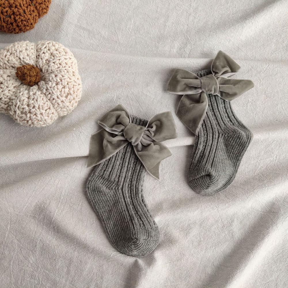 Grey wool tube socks with bowknot cuffs