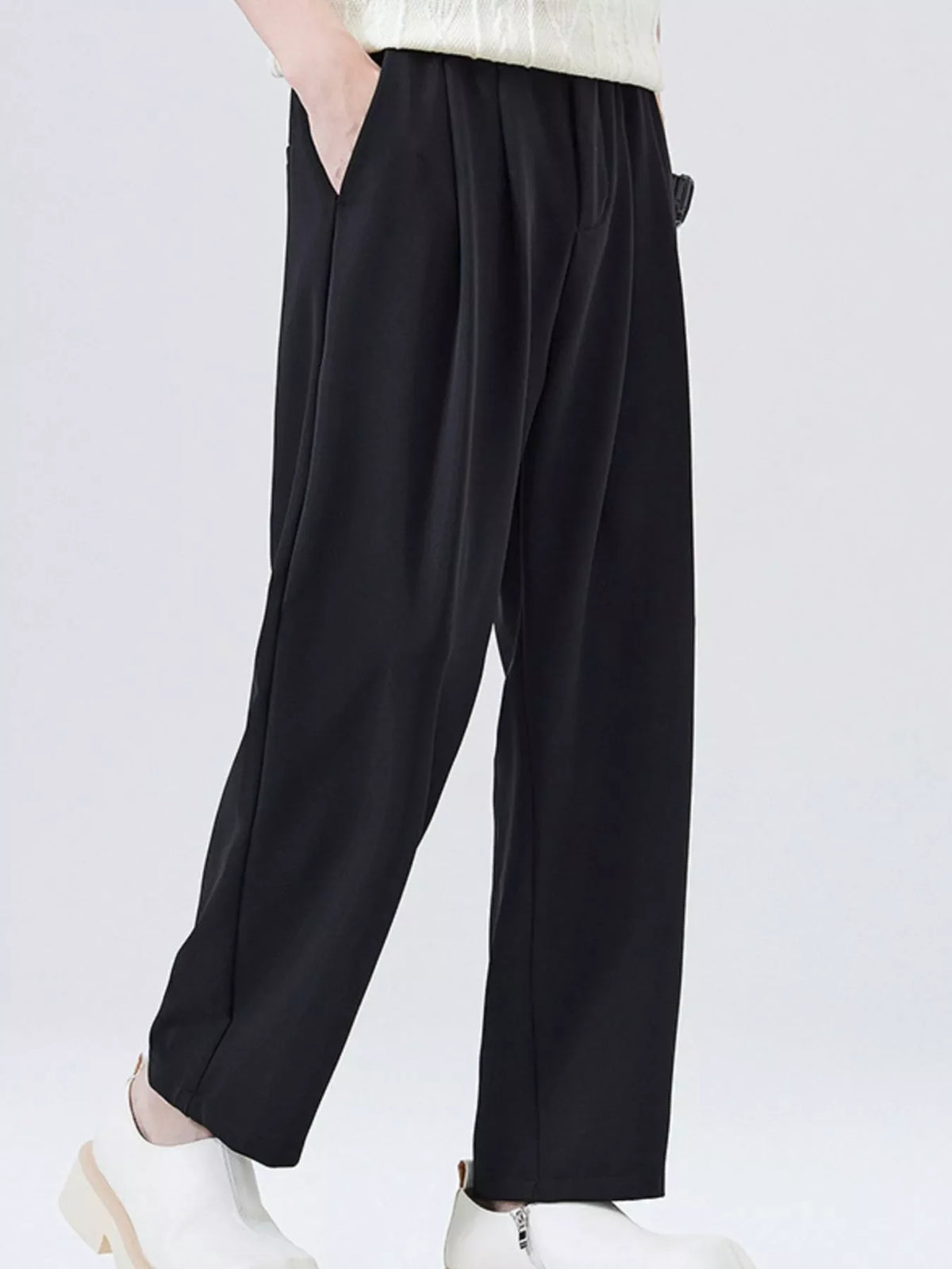 Men's loose-fit casual pants, black, draped wide legs and elastic waistband