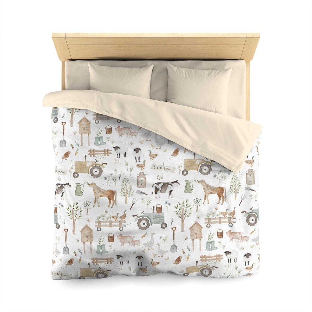 White kids' duvet cover with illustrated farm animals, tractors, and house pattern