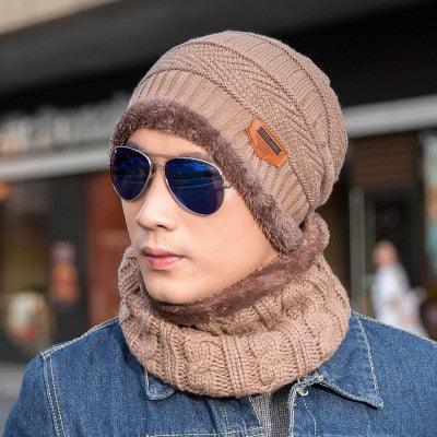Beige knitted beanie with faux-fur lining and matching beige knit neck warmer set