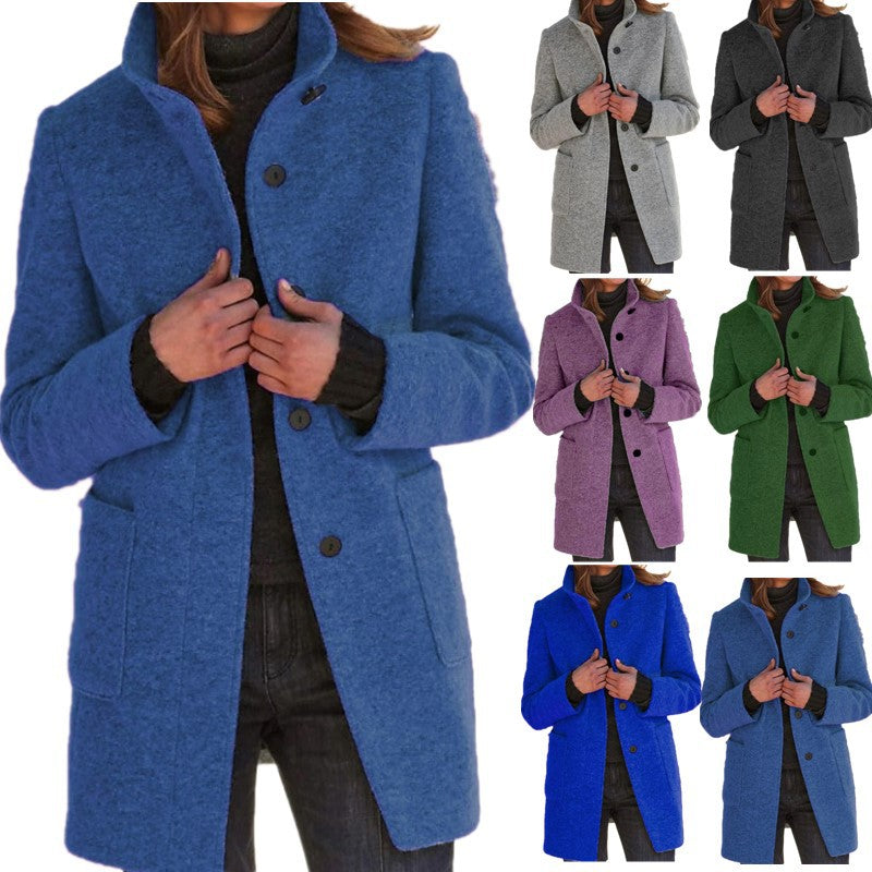 Blue wool coat with stand collar and button front, with side pockets