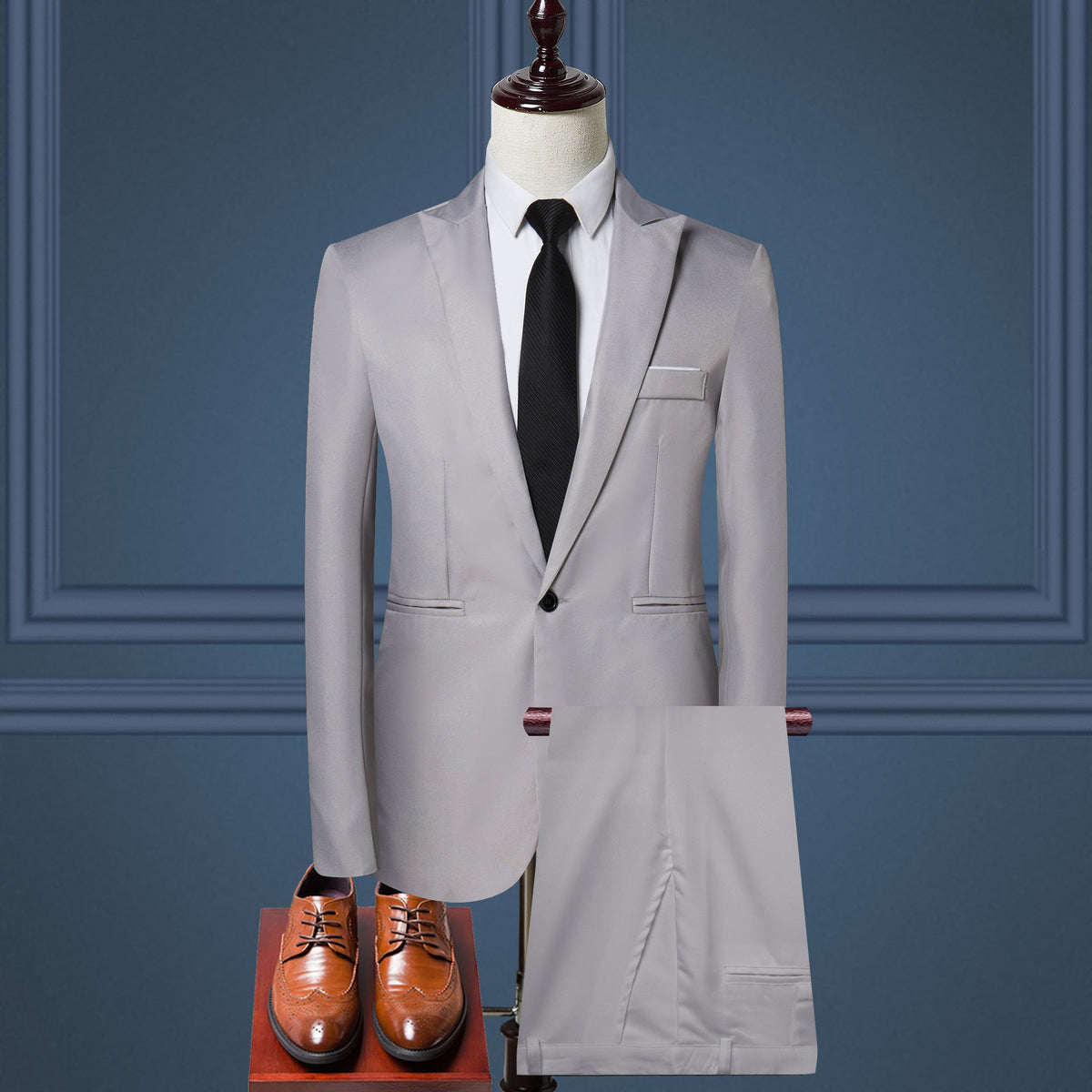 Men's light gray two-piece suit set with matching blazer and shorts