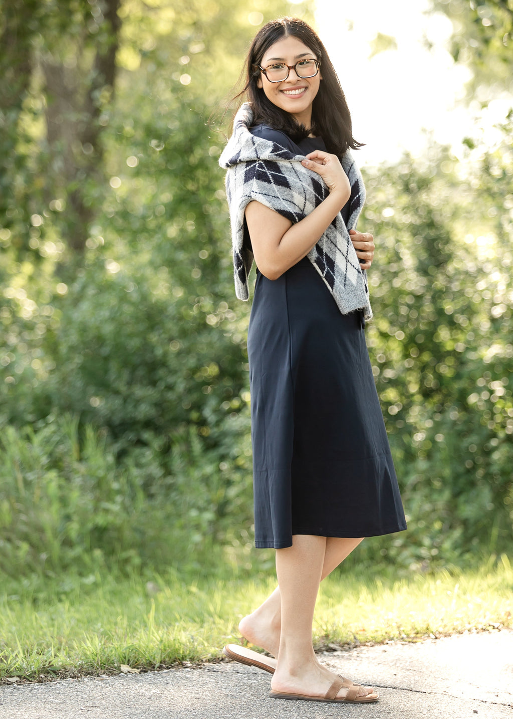 Lennox midi dress in dark navy, crew neck, short sleeves, tie waist, midi length.
