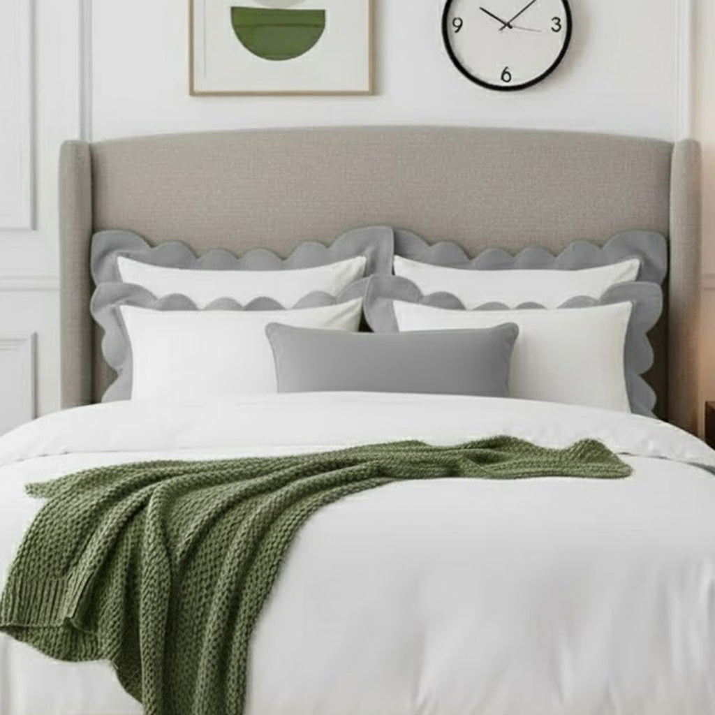 Cotton duvet cover set with wavy applique embroidery, dark grey scalloped border