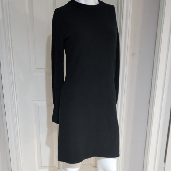 Black ribbed long-sleeve bodycon dress, fitted silhouette