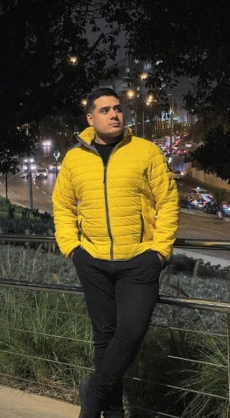Men's yellow puffer alpaca jacket with full-zip and stand collar
