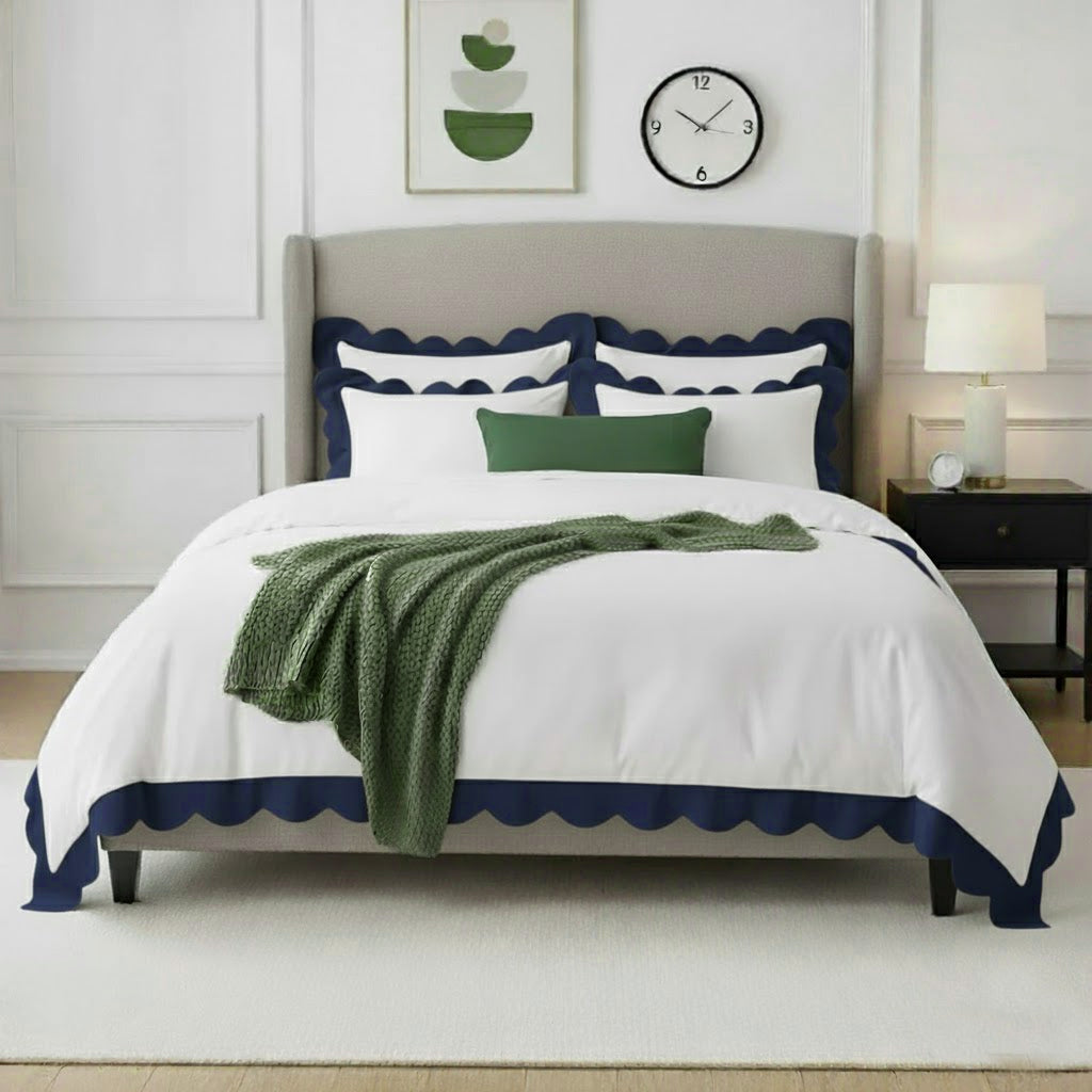 Wavy applique cotton duvet cover set with navy blue scalloped border