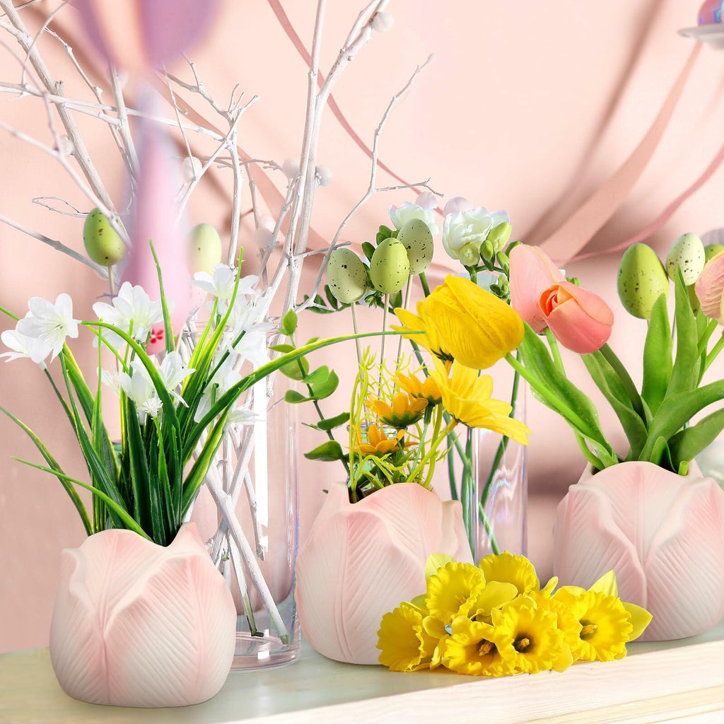 Pink tulip-shaped ceramic mini vases for tabletop bouquets, three-piece set