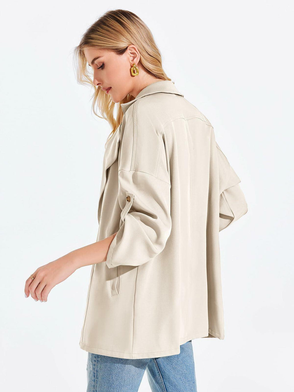 Lightweight utility jacket in light beige, short sleeves, flap pockets, back view