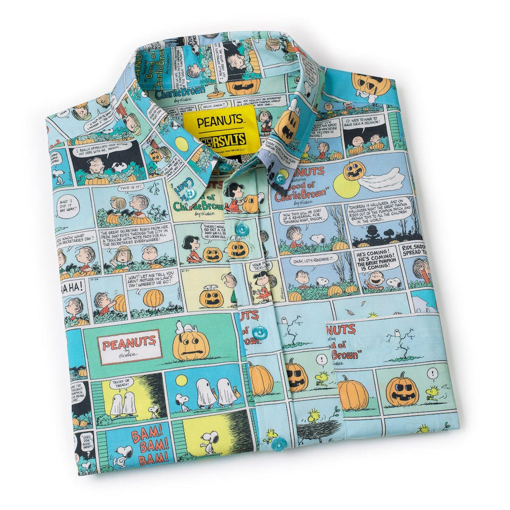 Folded light blue Peanuts comic print short sleeve button-up shirt