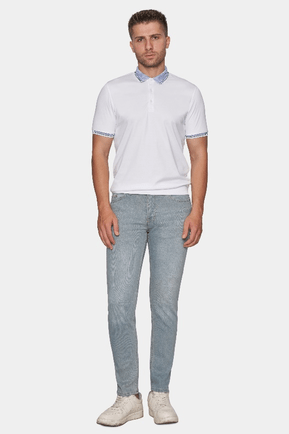 Stonewash classic slim jeans, light blue with straight leg and zip fly