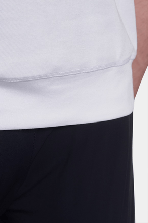 White T-shirt hem with stitched edge detail in soft knit fabric