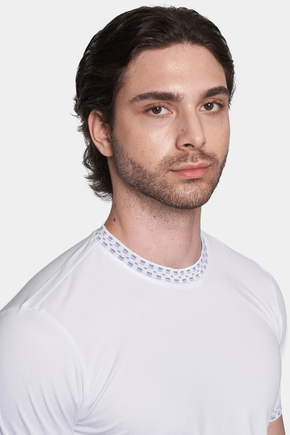 White short-sleeve crewneck T-shirt with patterned collar trim