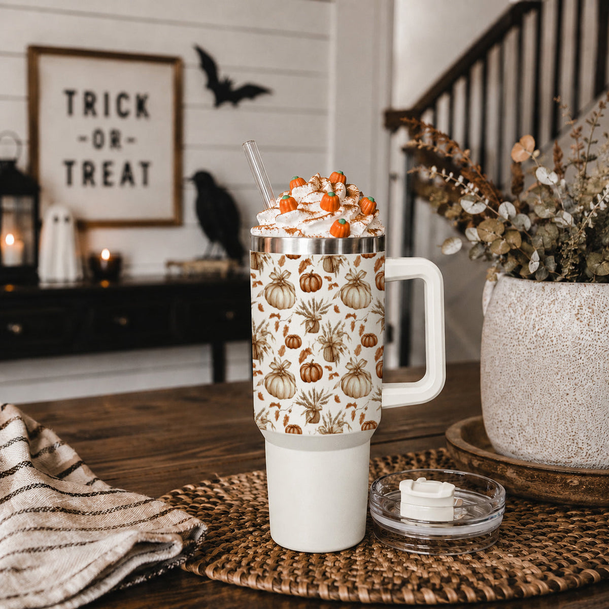 40oz tumbler with handle, clear lid, and warm pumpkin-and-foliage pattern