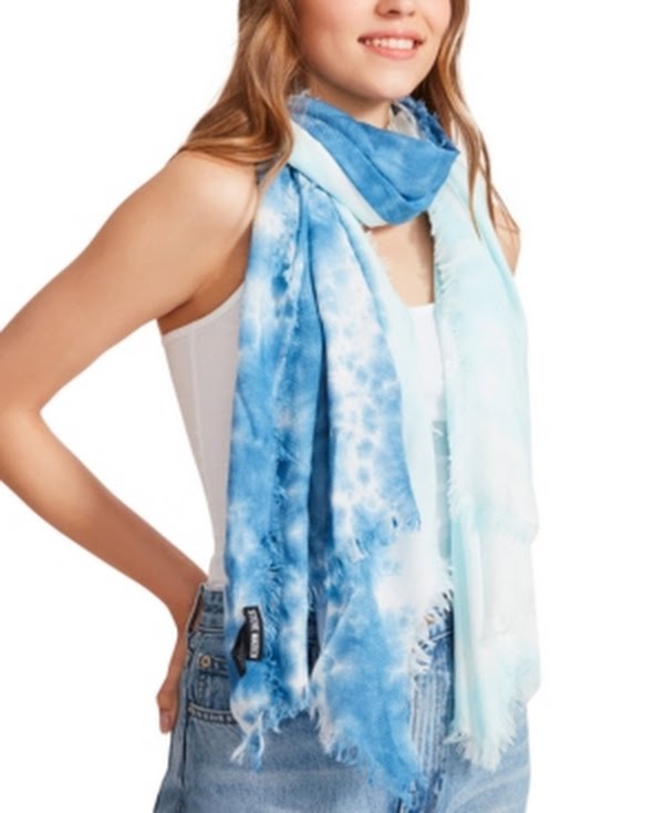 Two-tone tie-dyed scarf in blue and white, fringed wrap