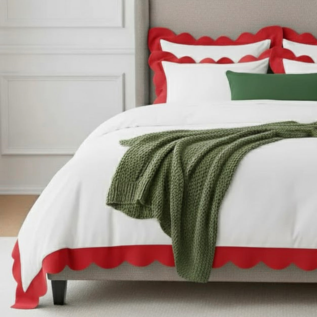 Cotton duvet cover set with white scalloped border and red wavy applique embroidery