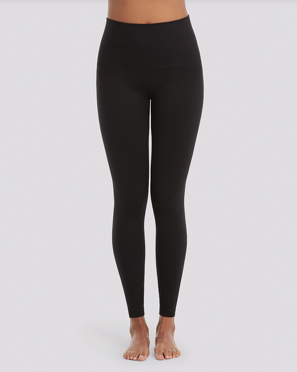 Black seamless high-rise leggings, full-length with slim fit