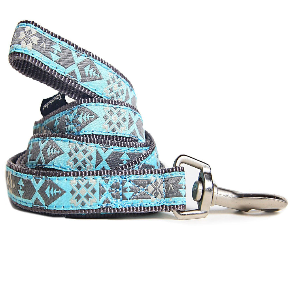 Blue geometric-pattern dog leash with a metal swivel clip