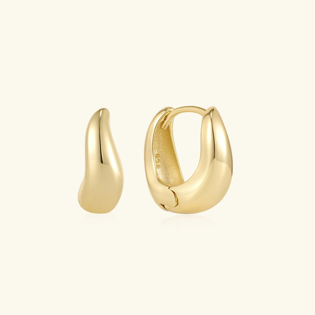 Gold wavy hoop earrings, smooth teardrop-shape, polished finish