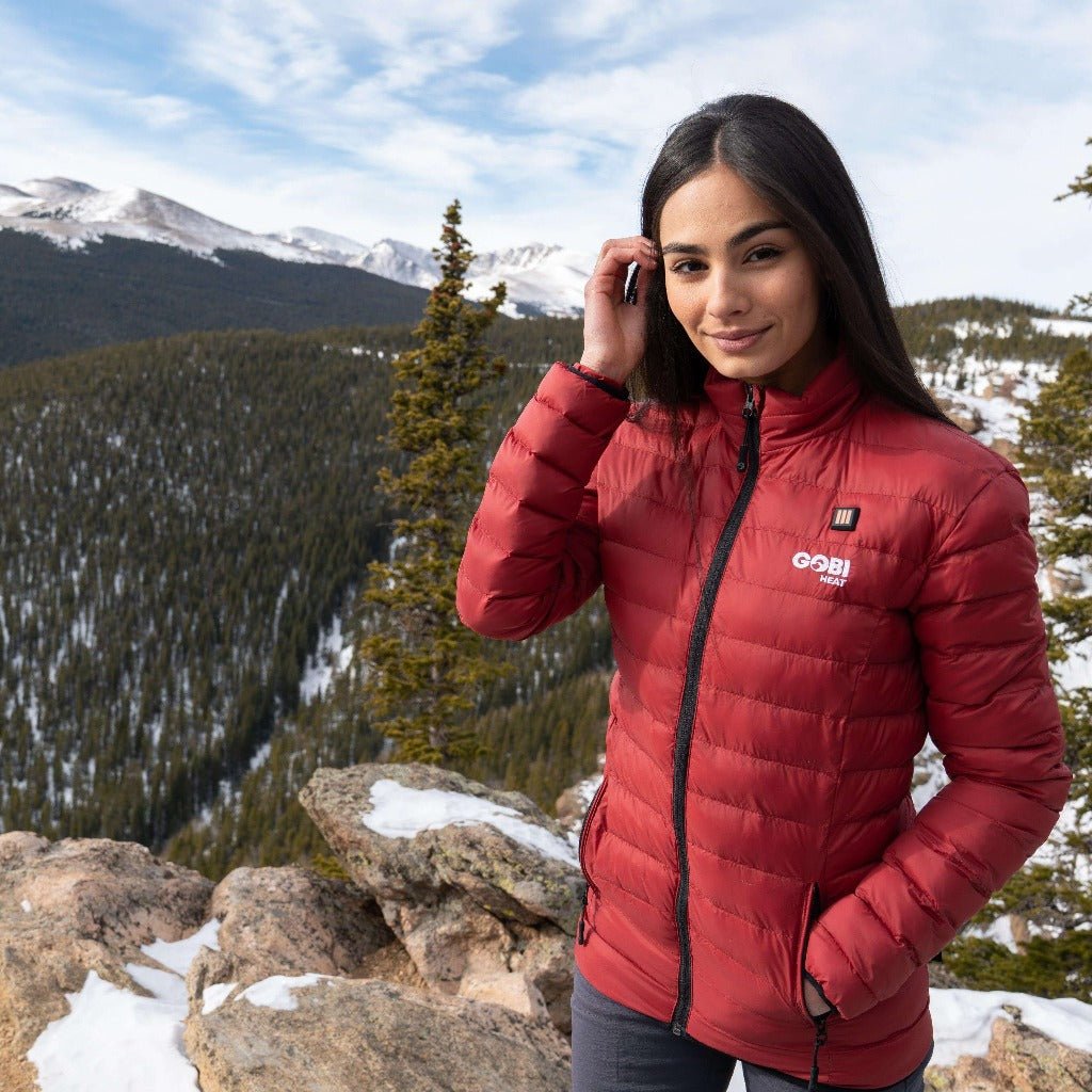 Women’s heated puffer jacket, full-zip with stand collar, red plum