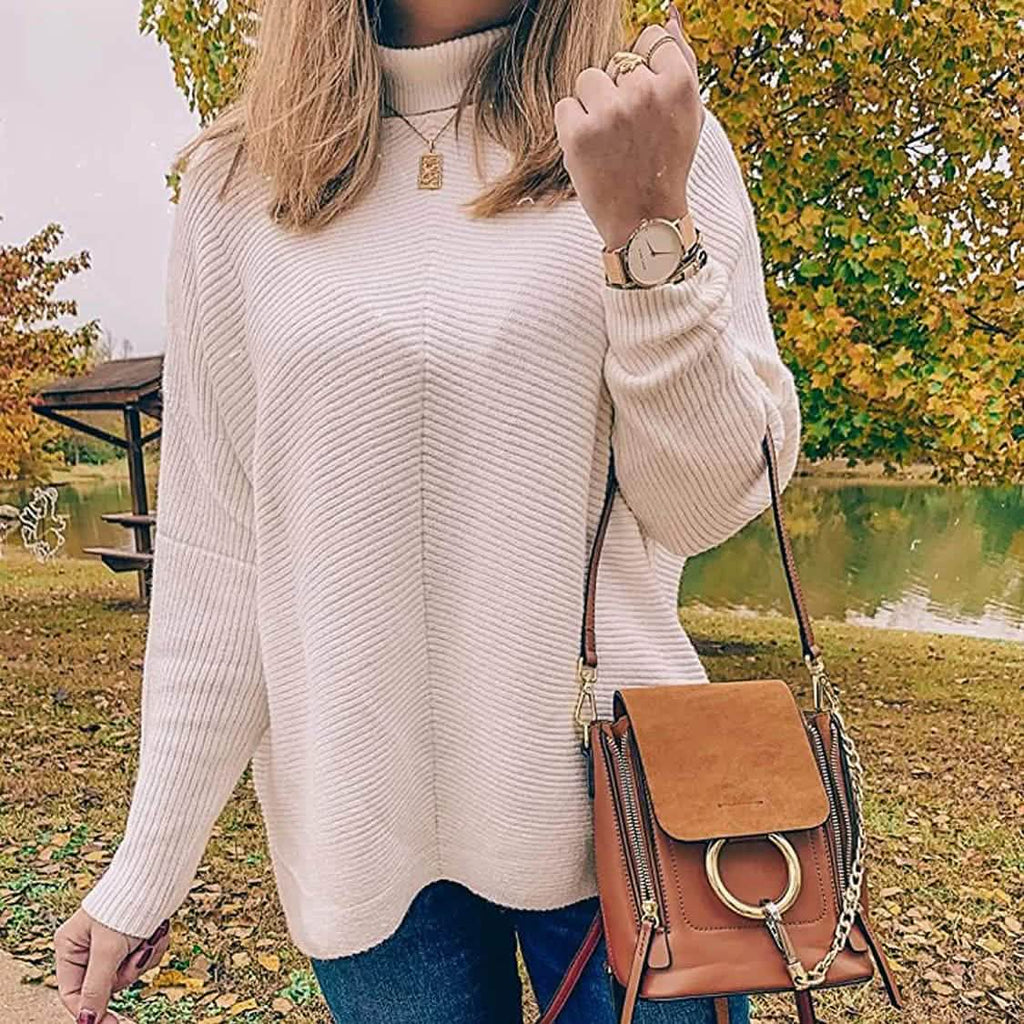 Women's high-neck long-sleeve sweater in white knit, ribbed collar and cuffs